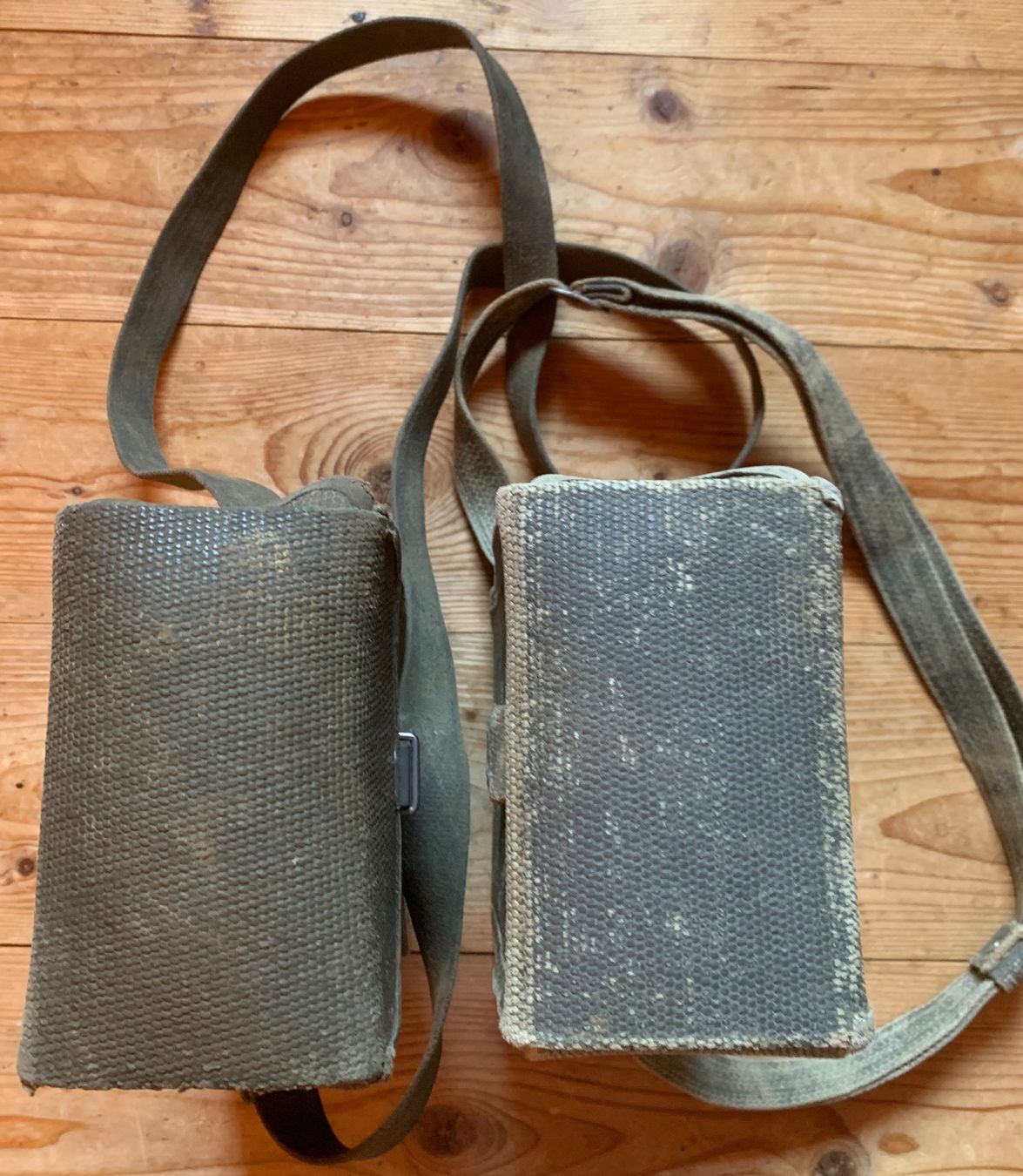 Telefoni: 2 Feldtelefone Ftf 50 der CH Armee – Usato da Goldingen venduto da Bergler012 4