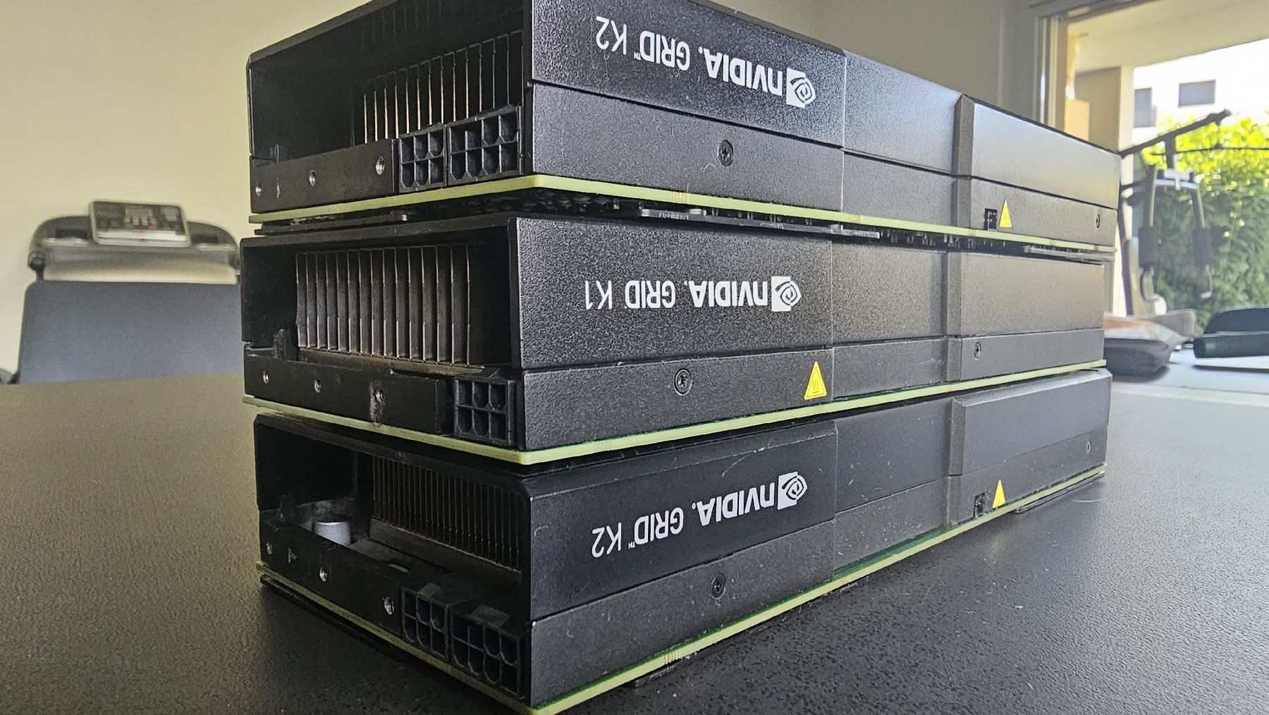 Nvidia Schede grafiche: Nvidia Grid-Grafikkarten-Kit – Usato da Aproz (Nendaz) venduto da Svet_f