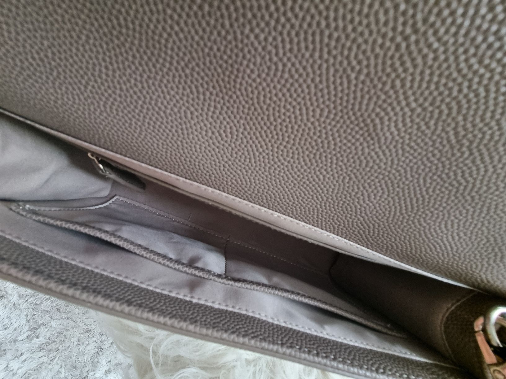 Valentino Borse da donna: Clutch Valentino, Neu – Nuovo e nell'imballaggio originale da Basel venduto da lioness71 4
