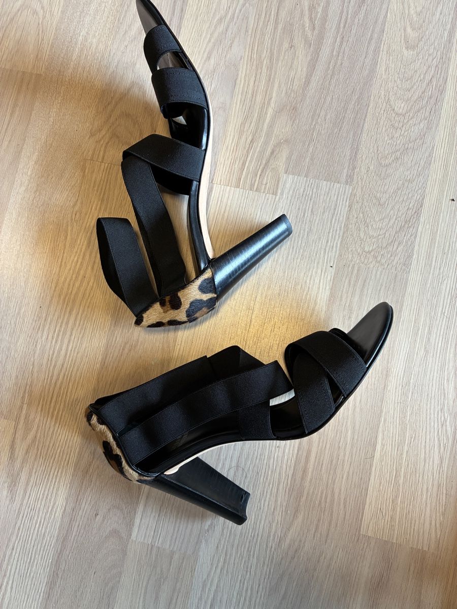 Stuart Weitzman Damenschuhe: Pumps offen aus Boutique im Leomuster – Neu (gemäss Beschreibung) aus Moleson-s-Gruyeres von Mosaikplastik 3