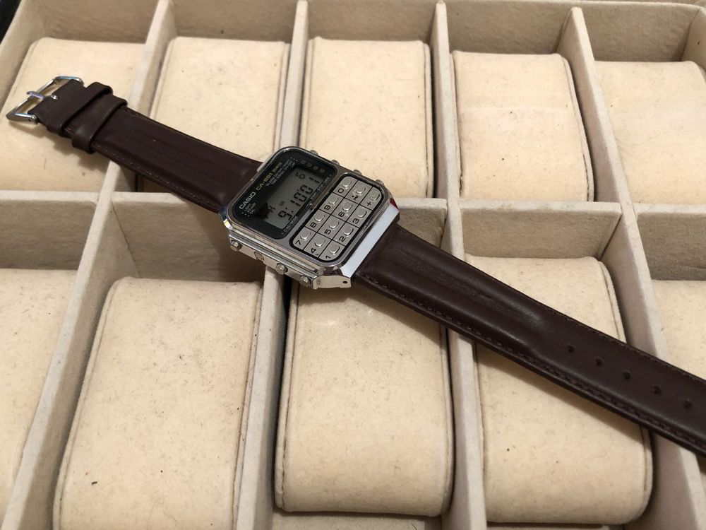 Montre Casio avec calculatrice fonctionne ann e 1980 Acheter sur