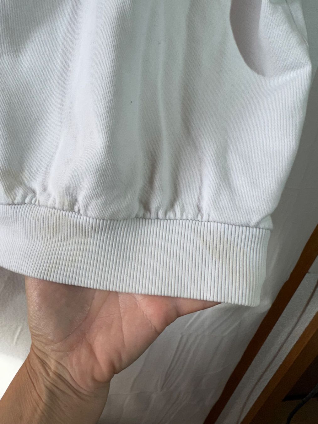 Adidas Maglioni & Felpe: weisser Pullover von Adidas Gr. 34 100% Baumwolle – Usato da Grosswangen venduto da second_hand_dress 5