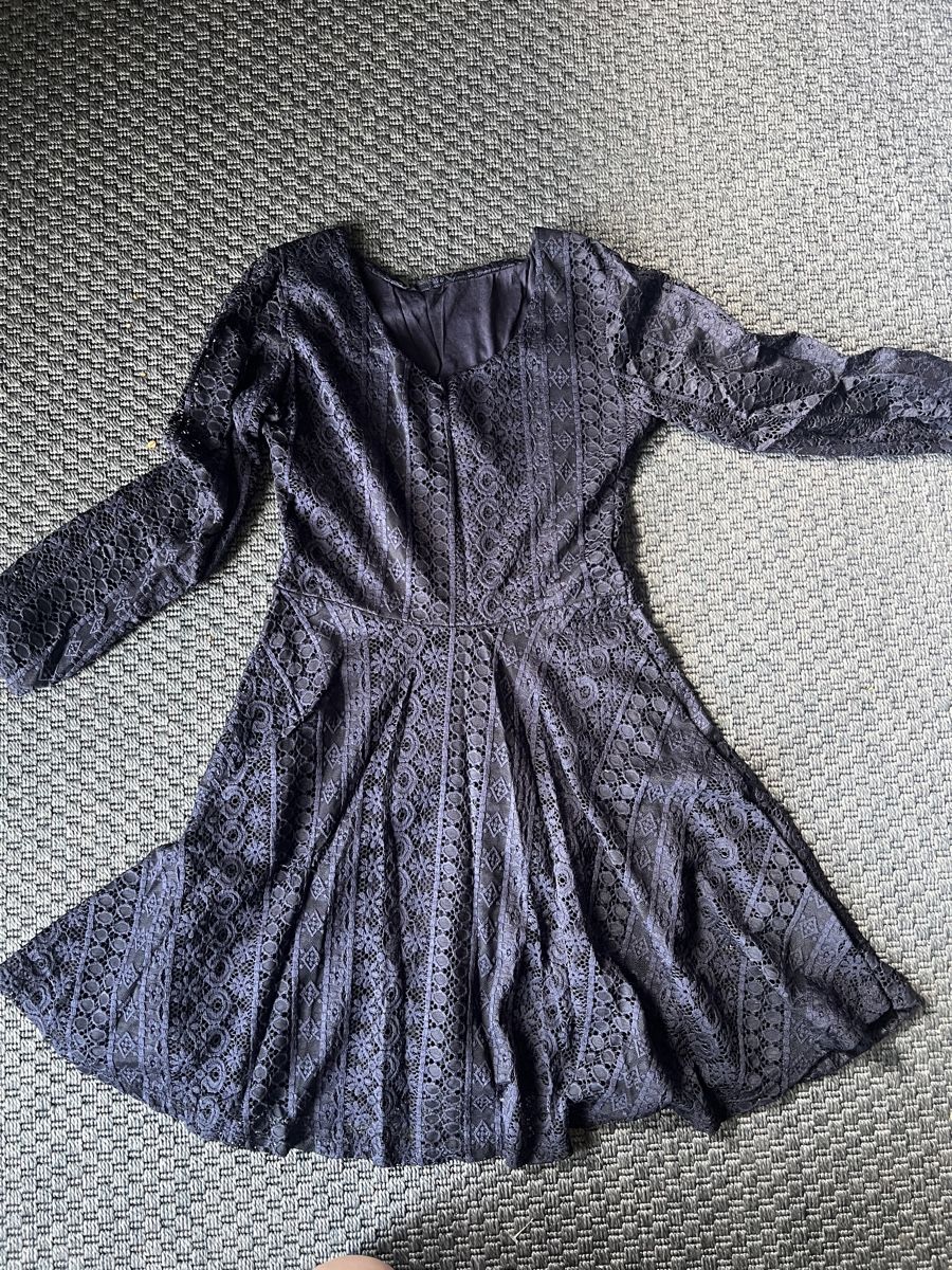Vestiti: Dunkelblaues Spitzenkleid ca. Grösse S – Usato da Bern venduto da fla_yj25