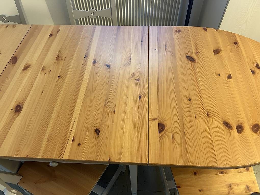 Tavoli: Klapptisch in Landhausoptik – Usato da Utzenstorf venduto da Christa.3427 3