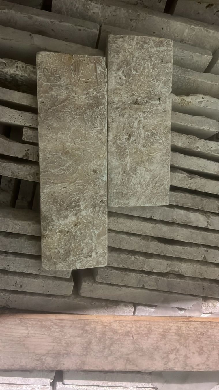 Steine & Dachziegeln: 3 Palette ca: 75 m² Verblender Kalk Hell – Neu (gemäss Beschreibung) aus Walenstadt von Trend-24 2
