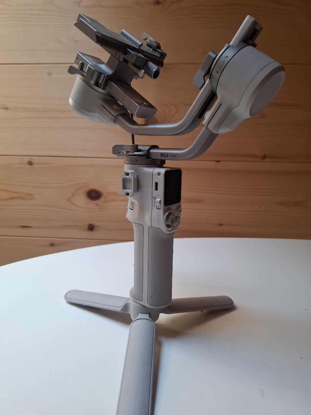 DJI Sonstiges Zubehör: DJI RS4 Stabilisator Gimbal neuwertig  – Gebraucht aus Wolfenschiessen von eli_jpr7