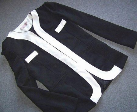 Jacke, schwarz-weiss Gr. S, **NEU**
