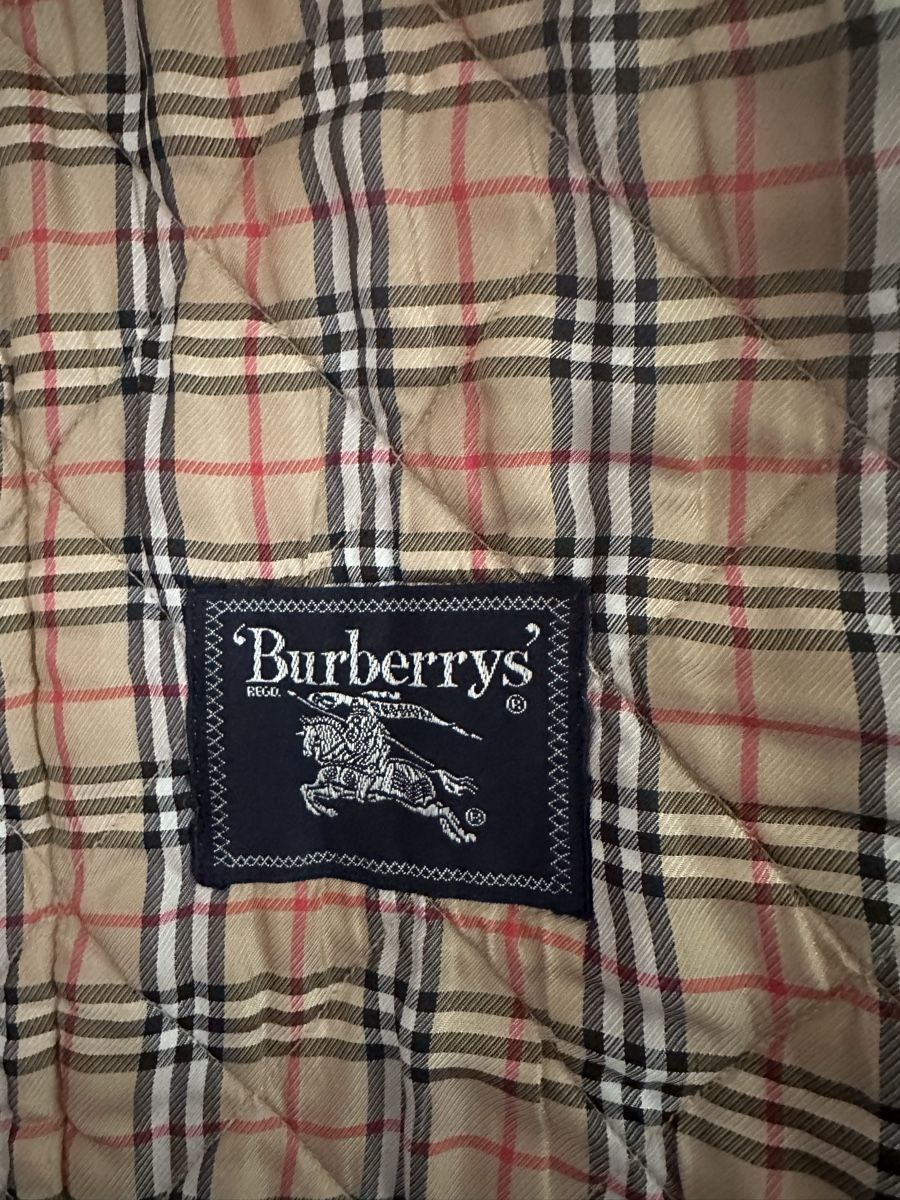 Burberry Giacche: Vintage Burberry Jacke – Usato da Zürich venduto da Alinaumi14 1