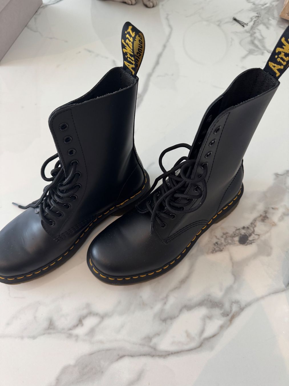 Dr. Martens Scarpe da uomo: Doc Martens 1490 Smooth Gr. 40 – Usato da Rümlang venduto da selina_koenig 1