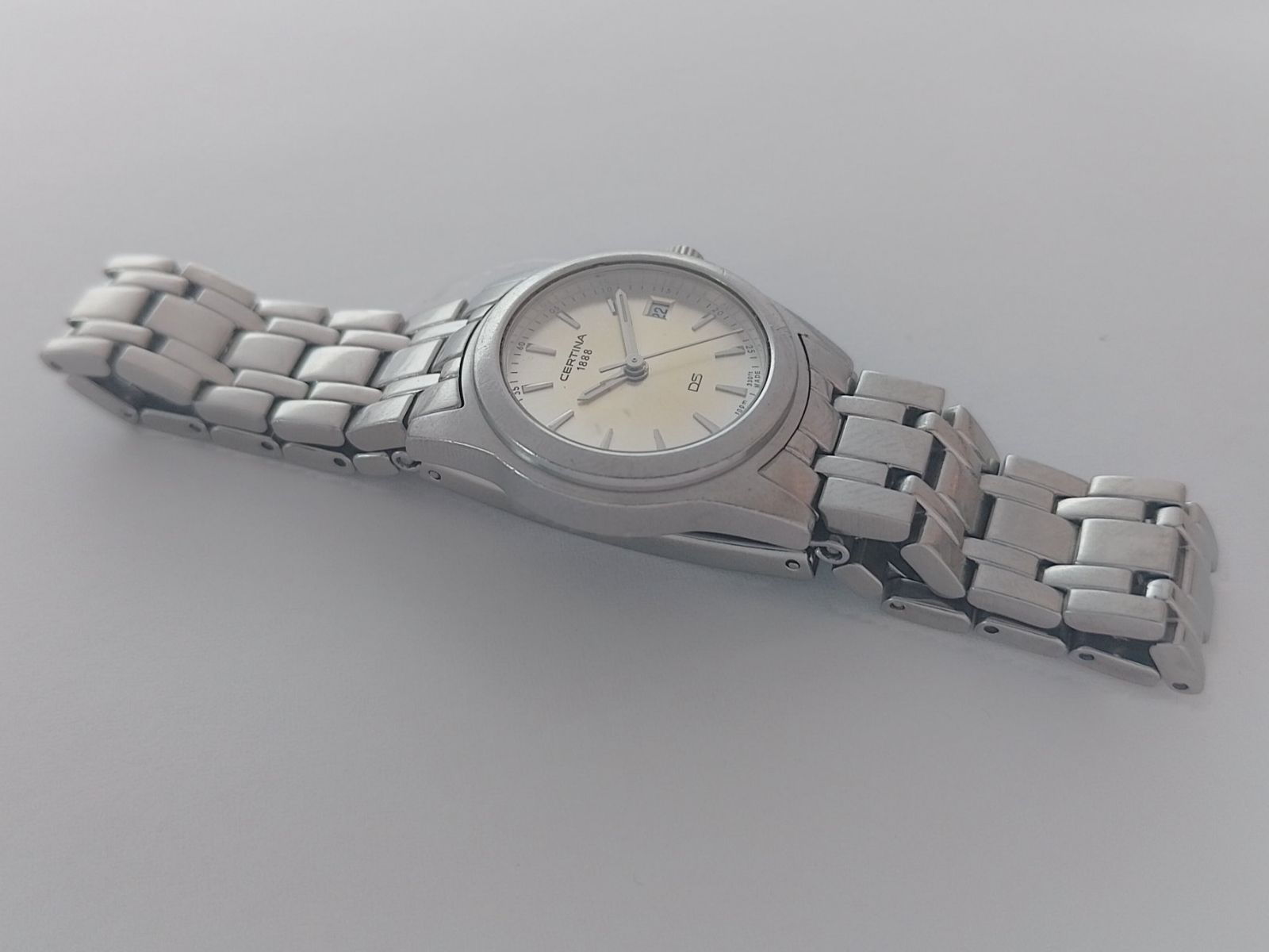 Certina Orologi: Certina DS Tradition Lady – Usato da Basel venduto da Givens_Watches 3