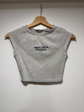 *NEU* ZARA Crop T-Shirt