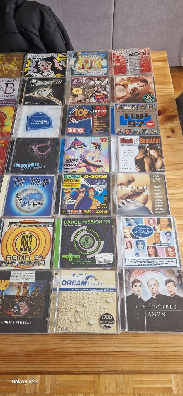 CD: Lot  CDs années ,80,90, Dance, Pop,hits – Usato da Yvonand venduto da RF-VINYL 3