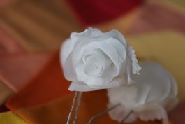 Hochzeit Haarschmuck Blumen ROSEN 3 St WEISS, NEU