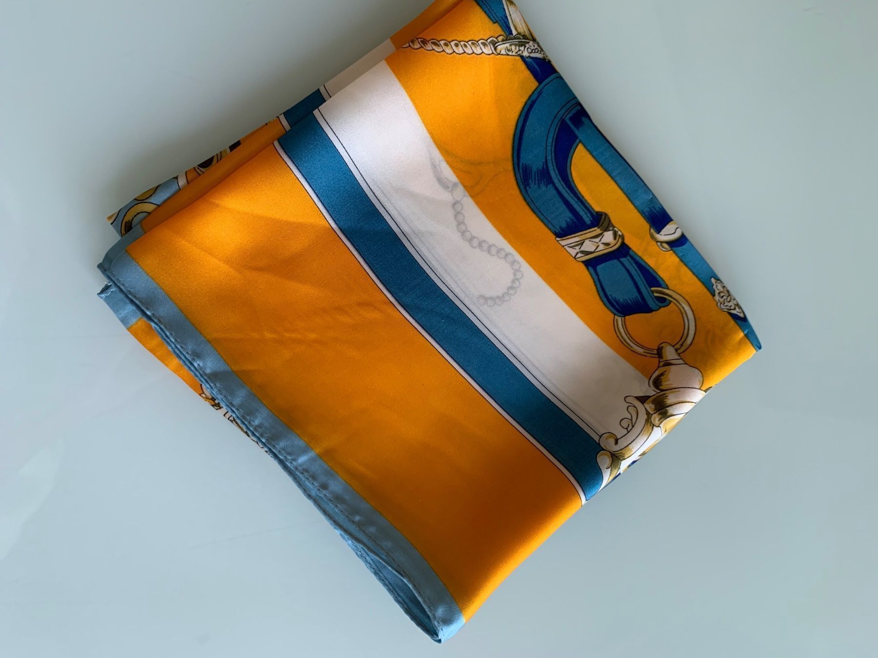 Foulard & Sciarpe: Foulard wunderschön – Nuovo e nell'imballaggio originale da Adliswil venduto da Jessik0 7
