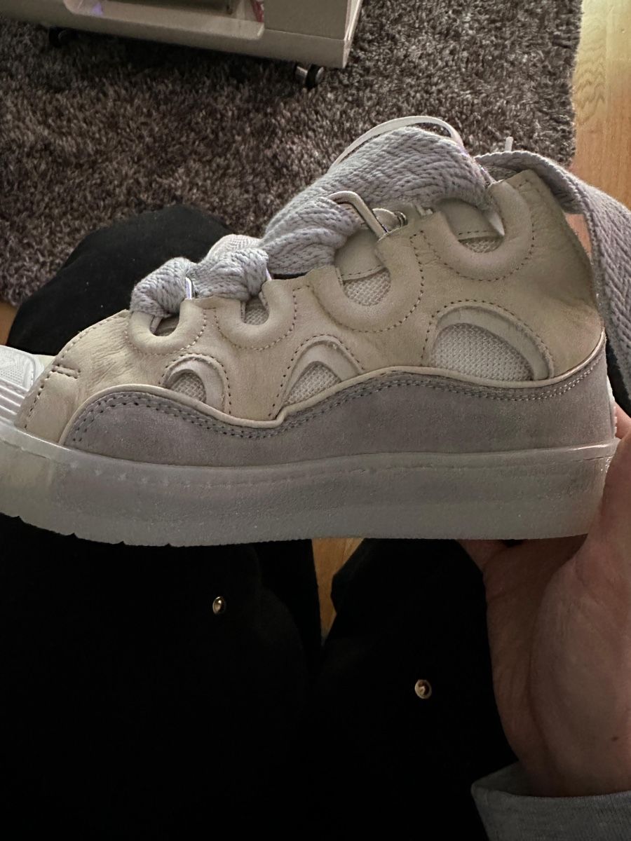 Lanvin Scarpe da uomo: Lanvin Curb Sneakers – Size 41 – Usato da Liestal venduto da arbrgsh 1