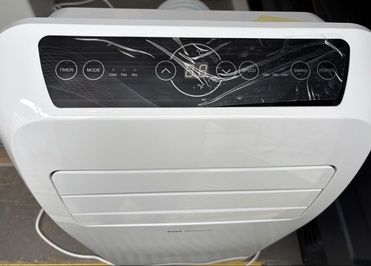 Novamatic Klimageräte: Klima Nivamatic CL 1220 Fust – Neu (gemäss Beschreibung) aus Zug von Deks 2