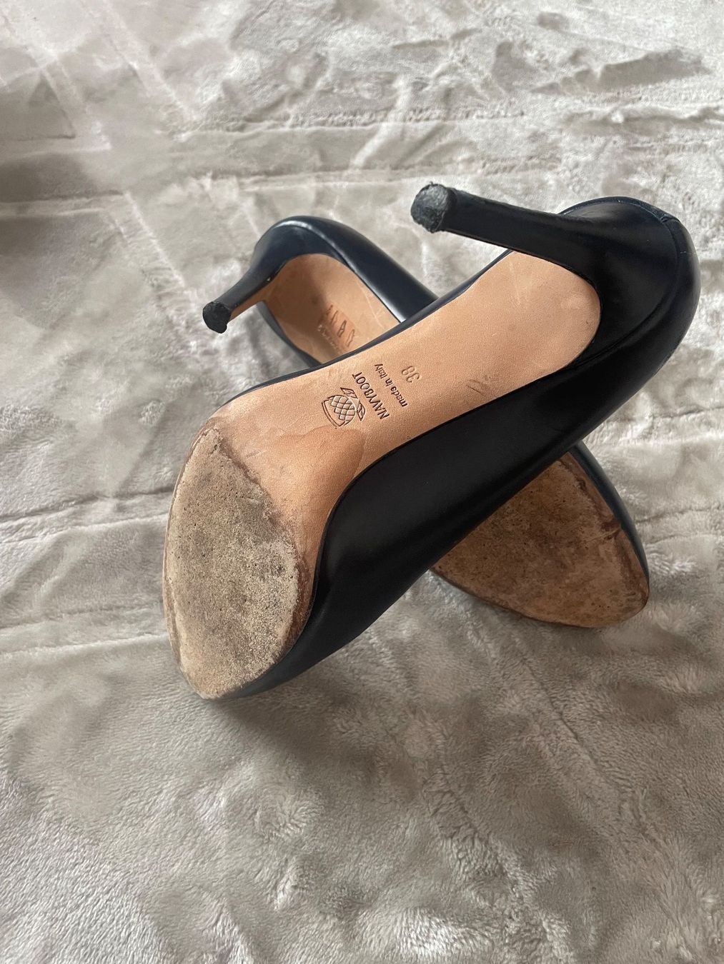 Navyboot Damenschuhe: Pumps Navyboot dunkelblau Leder Grösse 38 – Gebraucht aus Zürich von Maggi1980 3