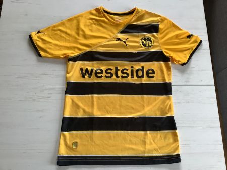 BSC Young Boys  YB   Bern   S   Puma   2010 / 2011