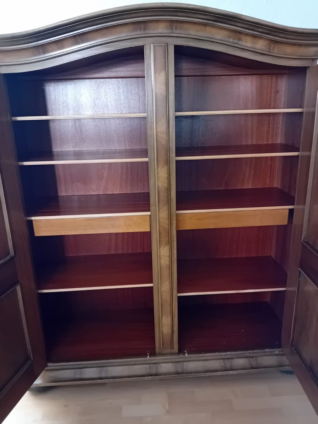 Armadi: Antiker Schrank – Usato da Büttikon AG venduto da fire2000 3
