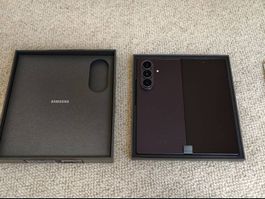 Samsung Galaxy Z Fold 8 Ultra 512GB Violet Shadow neuwertig