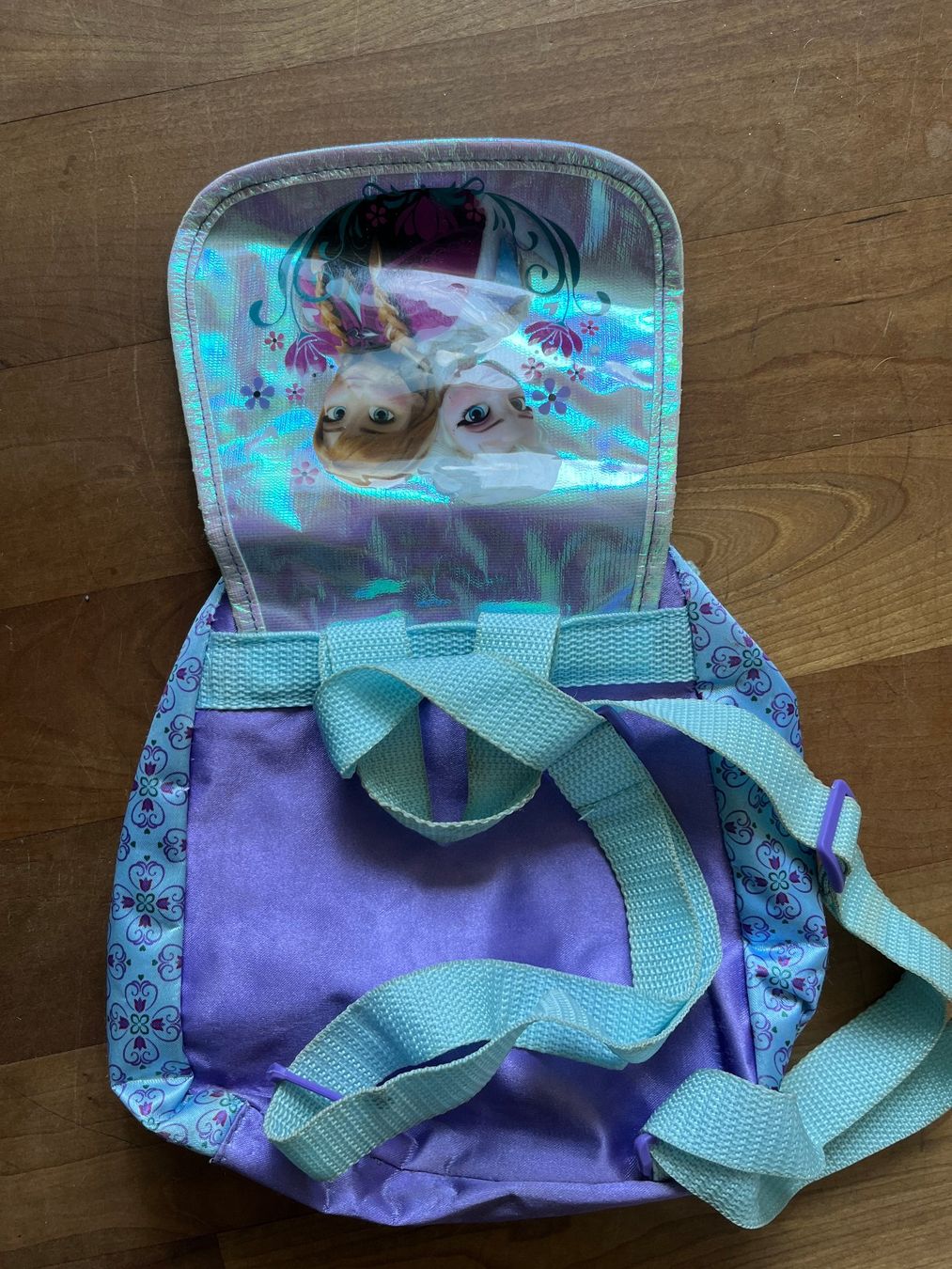 Disney Borse & Zaini: glänzender Anna & Elsa Kinder Rucksack – Usato da Muri b. Bern venduto da Buppalina 3