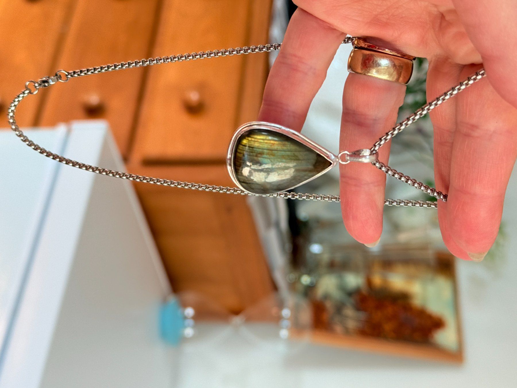 Catenine: Collier Labradorite naturelle – Nuovo e nell'imballaggio originale da Genève venduto da AGBERG 5