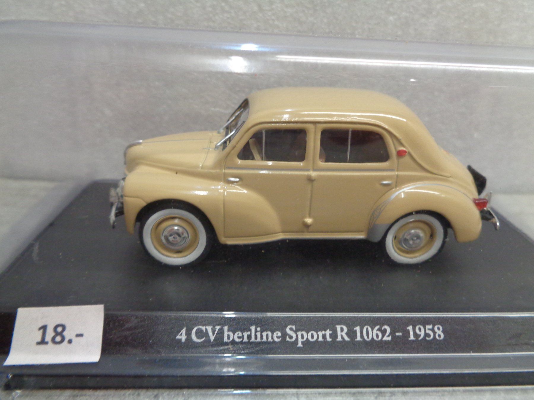 Renault Modellautos: Altaya 1:43 Renault 4 CV 1958 – Neu (gemäss Beschreibung) aus Reconvilier von rallycar 1