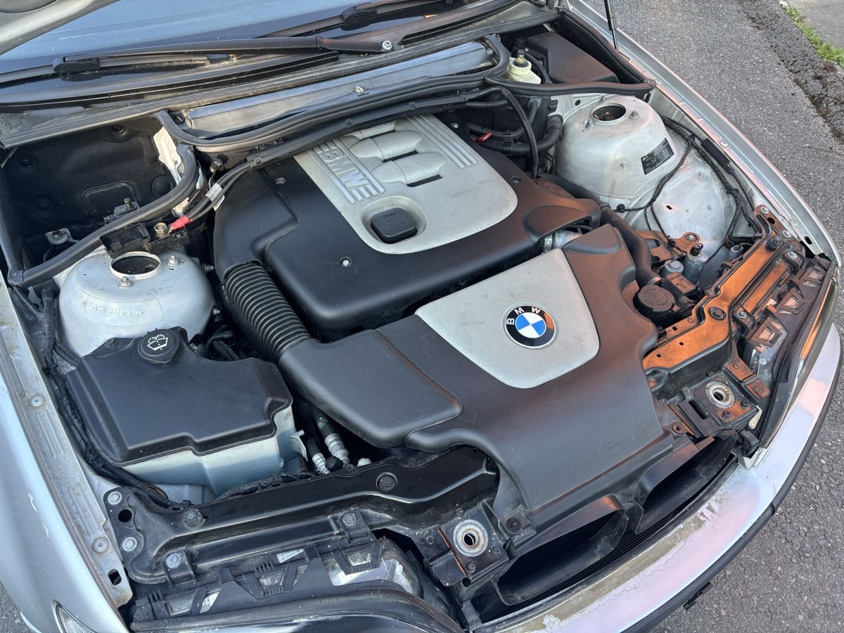 BMW Autos: BMW e46 320d – Gebraucht aus Sugnens von Motorsport-98 2