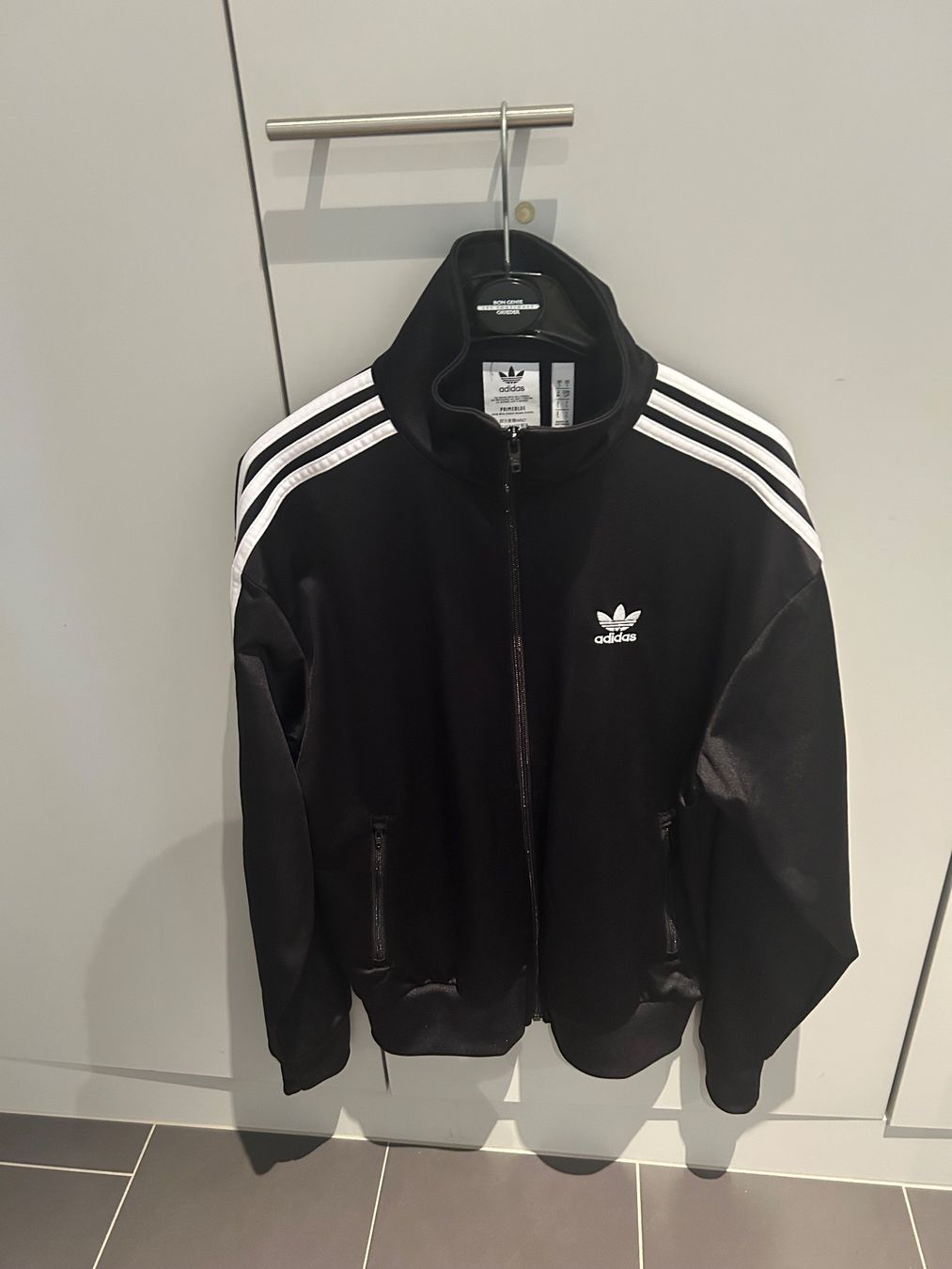 Adidas Giacche: Adidas Jacke – Nuovo (secondo la descrizione) da Schlieren venduto da Leavio 3