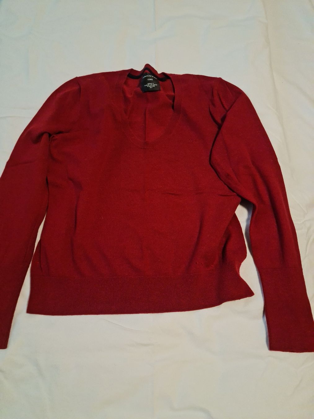 Pullover & Sweatshirts: puli Rot xl – Gebraucht aus Erlinsbach von MM59