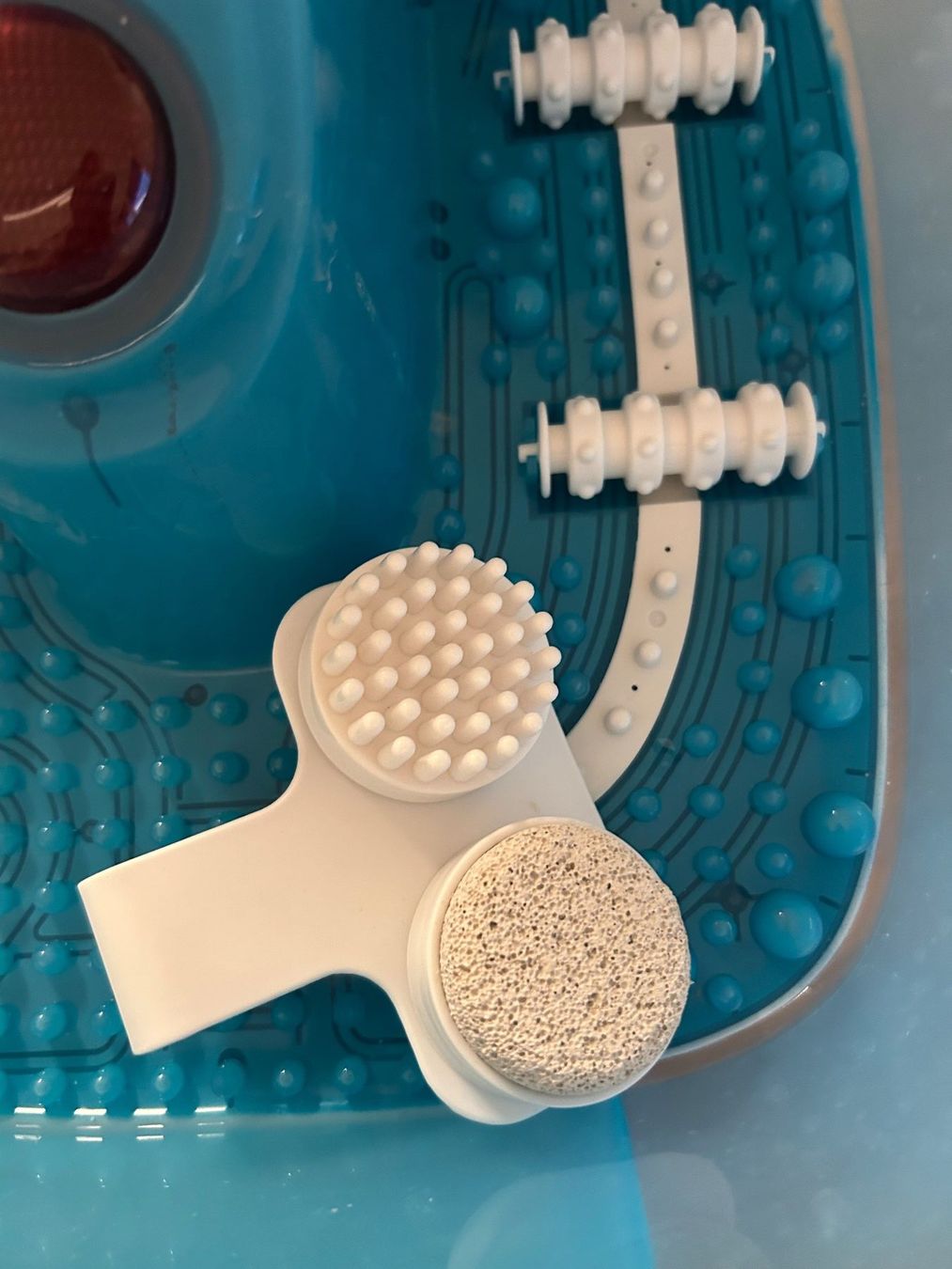 Dispositivi per massaggi: Pro-Med Fussbad mit Massagefunktion – Usato da Oberkulm venduto da angela_05 1