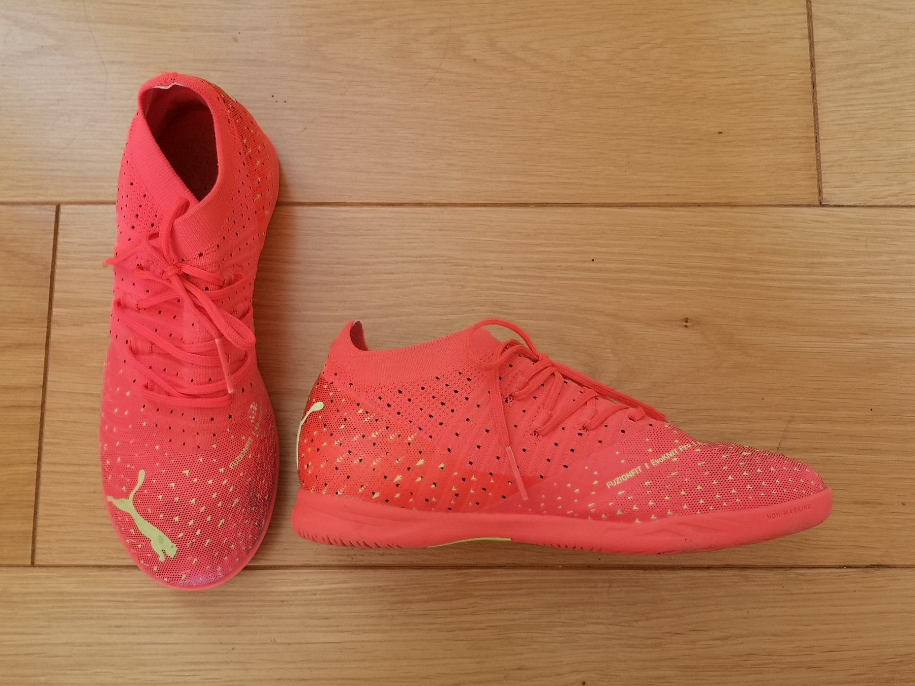 Puma Schuhe für Jungen: chaussure de salle (36) – Gebraucht aus Bonfol von Lilalune