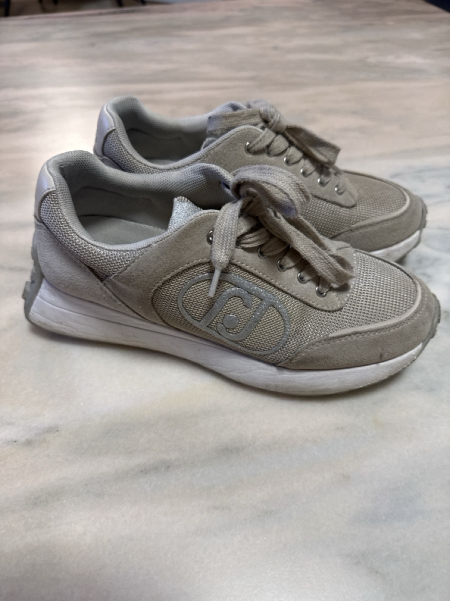 Liu Jo Scarpe da donna: LIU JO Sneakers, Damen Grösse 39 – Usato da Schlieren venduto da Schnaepliparadies