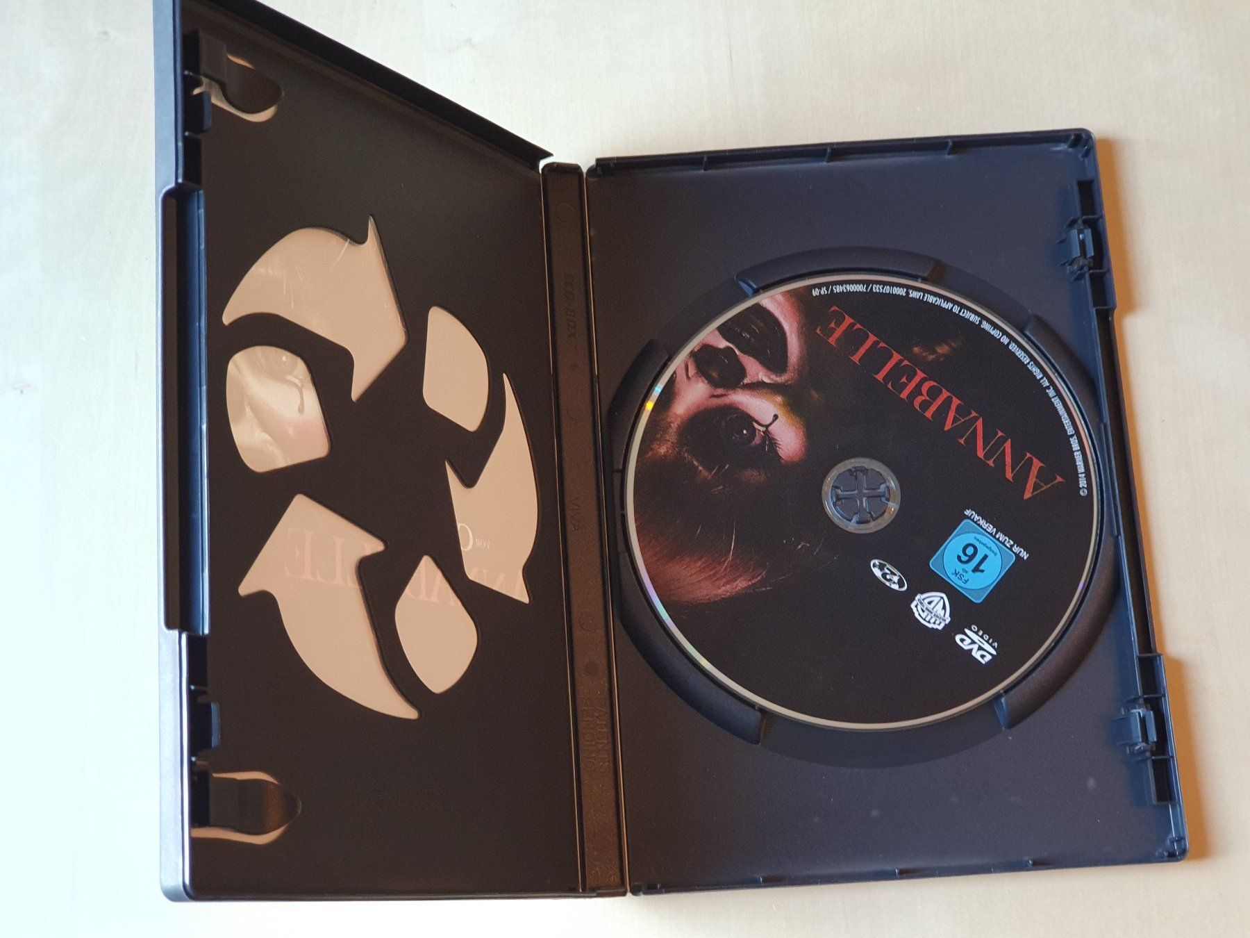 Tutti i DVDs: Annabelle – Usato da Stansstad venduto da collectorsshop 2