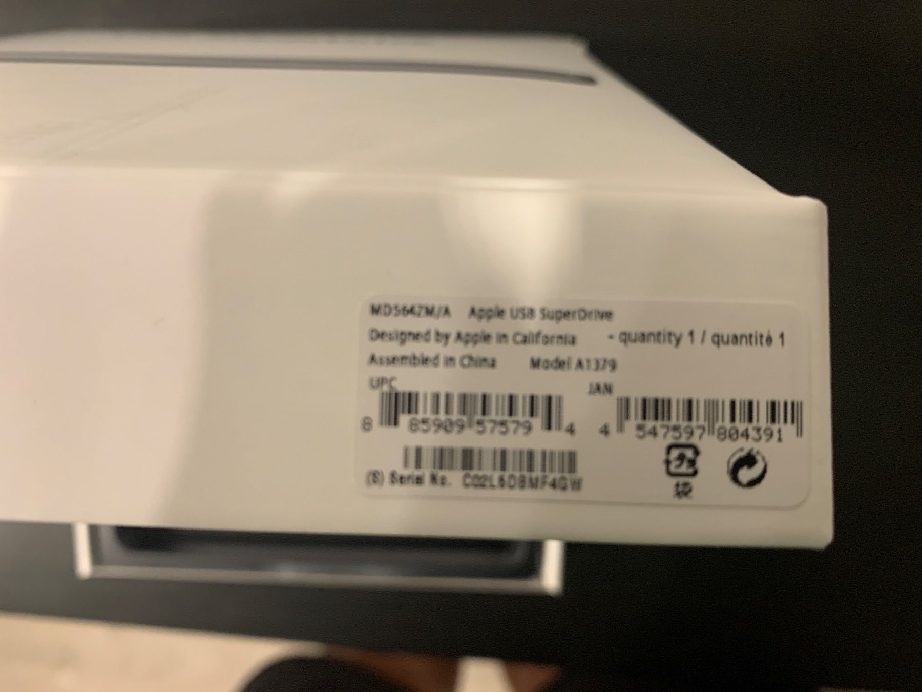 Apple Laufwerke & Adapter: Apple USB SuperDrive – Gebraucht aus Villigen von  2