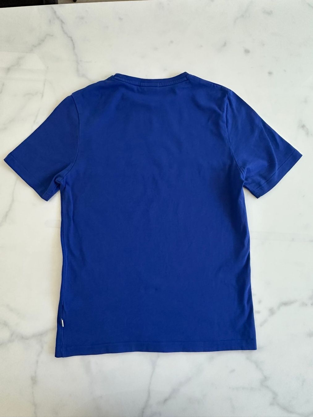 Camicie, T-shirt & Polo: Boss Kinder T-shirt Grösse 12 – Usato da Lausen venduto da Swissart123 1