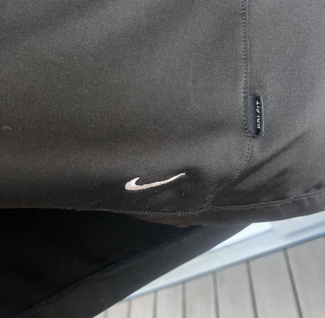 Nike Top: Nike Sport Top – Usato da Fribourg venduto da ann_l9b7 3