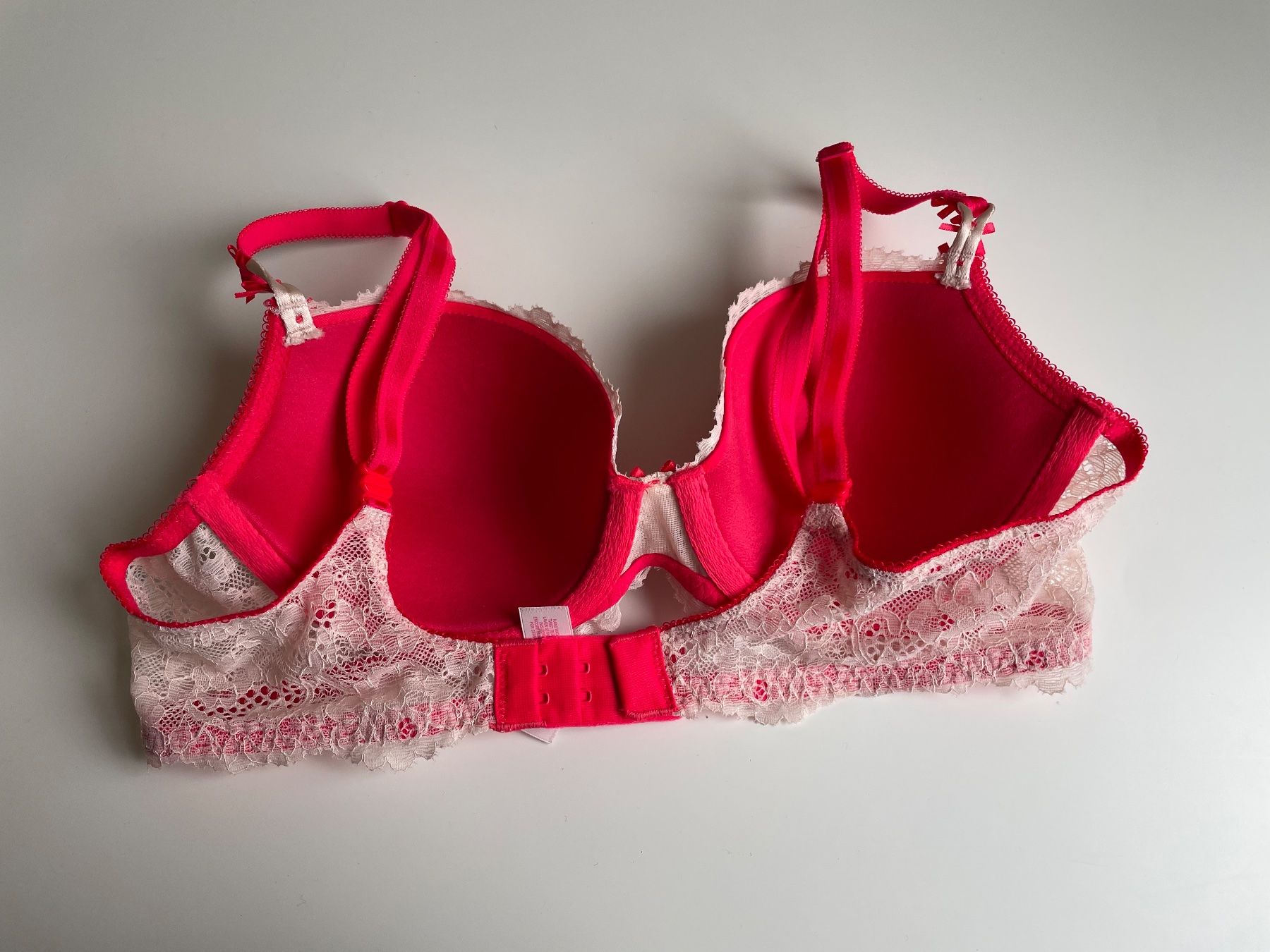 Victoria's Secret Sonstige Unterwäsche: Victoria‘s Secret BH – Neu (gemäss Beschreibung) aus Winterthur von 19.19 1