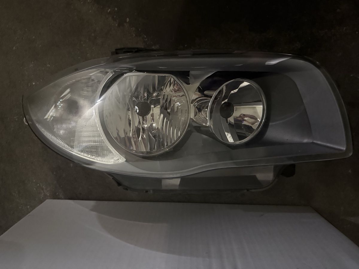 BMW Phares: BMW Scheinwerfer Modell E82/E88 – D'occasion à pratteln par Bogi94