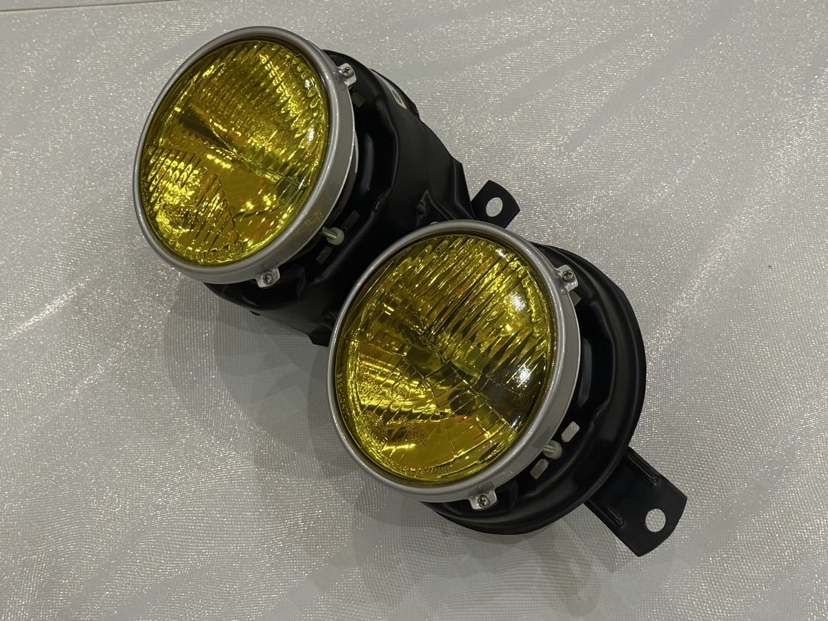 Hella Fari: BMW E30 Hella vfl gelbe Scheinwerfer – Nuovo (secondo la descrizione) da Niederhasli venduto da Ajlina1212 2