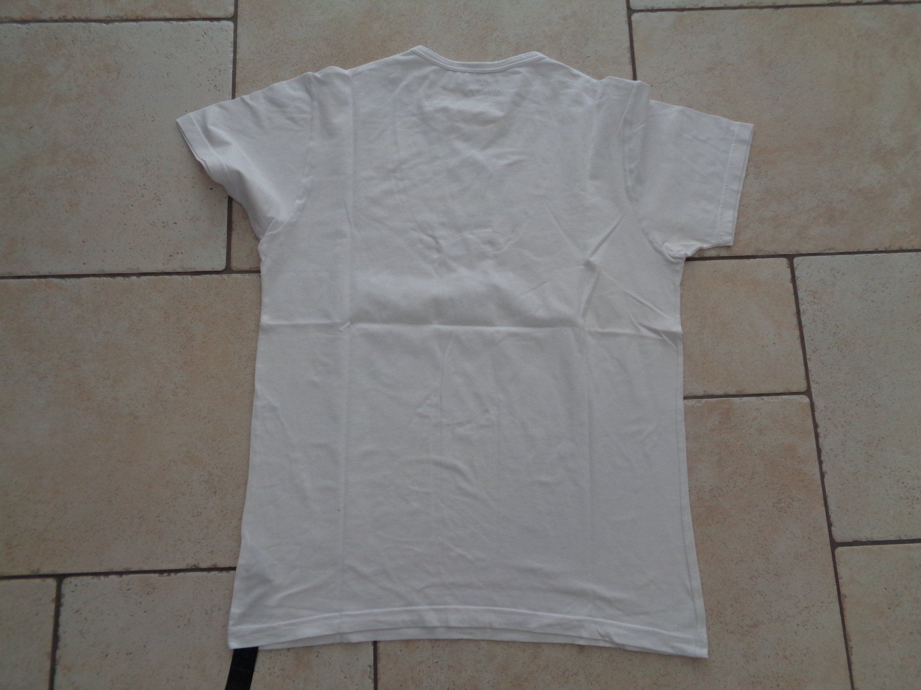 T-shirt: Shirt  Grösse M/L – Usato da Kreuzlingen venduto da Robi-2003 2