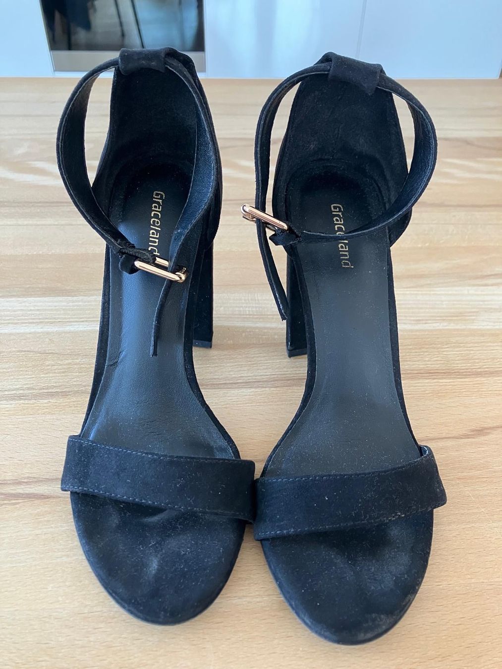 Graceland Damenschuhe: Graceland Sandalen schwarz Grösse 37 – Gebraucht aus Allenwinden von Obalu 1