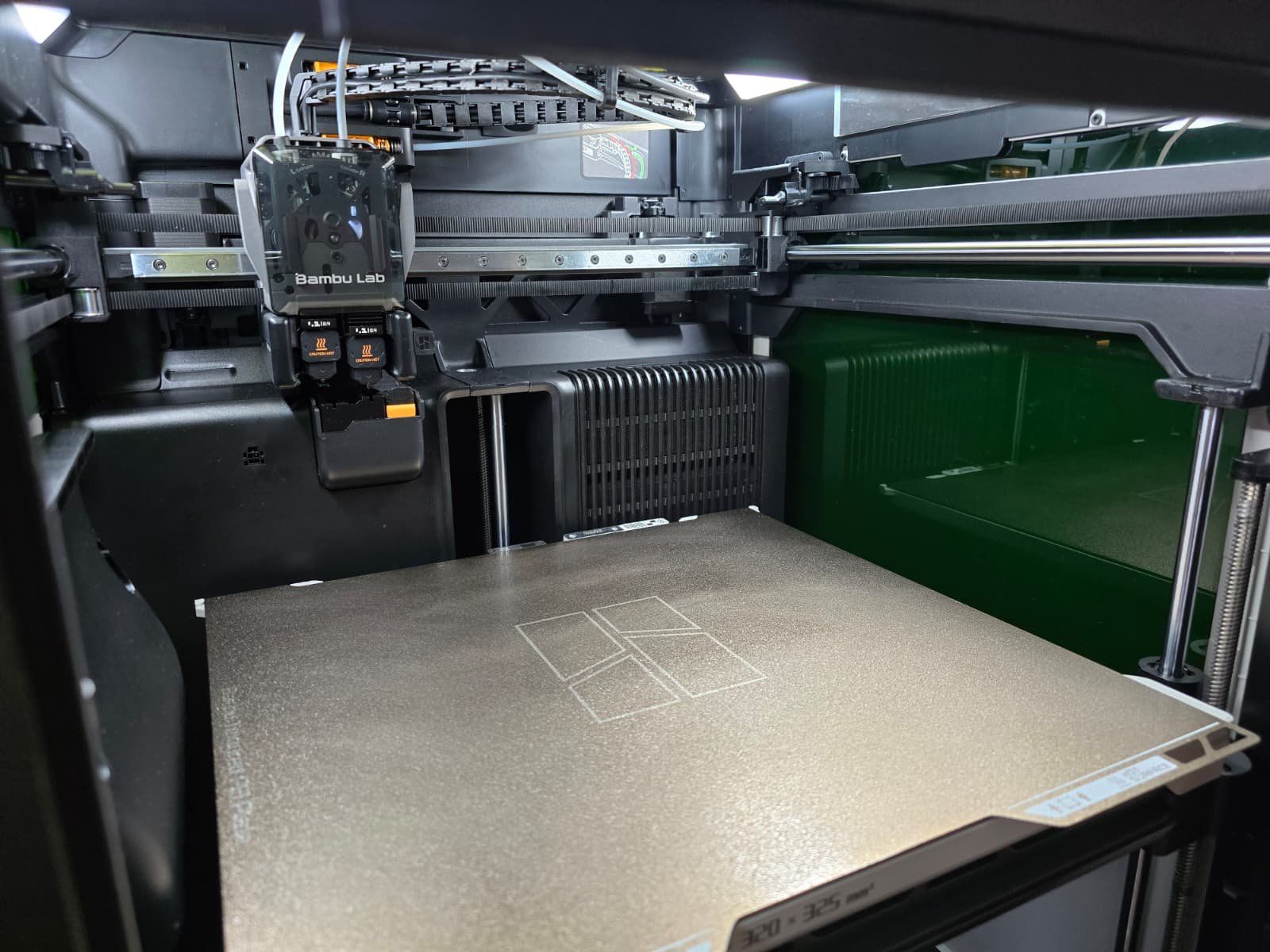 Bambu Lab Stampanti 3D: Bambu Lab H2D+ AMS 2 Pro + 10W Laser OVP + Cut.Module +Zubhr – Nuovo (secondo la descrizione) da Buchs SG venduto da ron_88v7 3