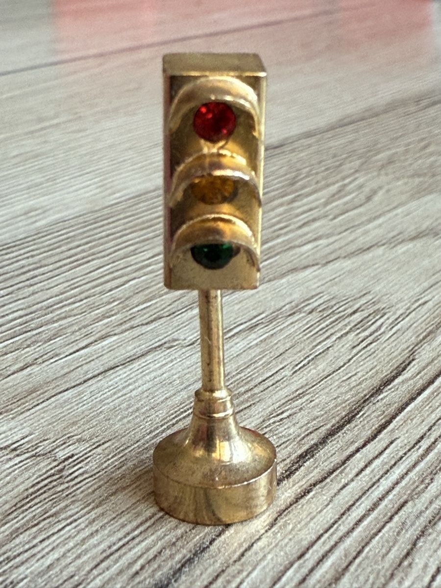 Tutte le decorazioni: Miniatur Ampel goldfarben ca. 3,5 cm – Usato da Wettingen venduto da Ni_la_lo