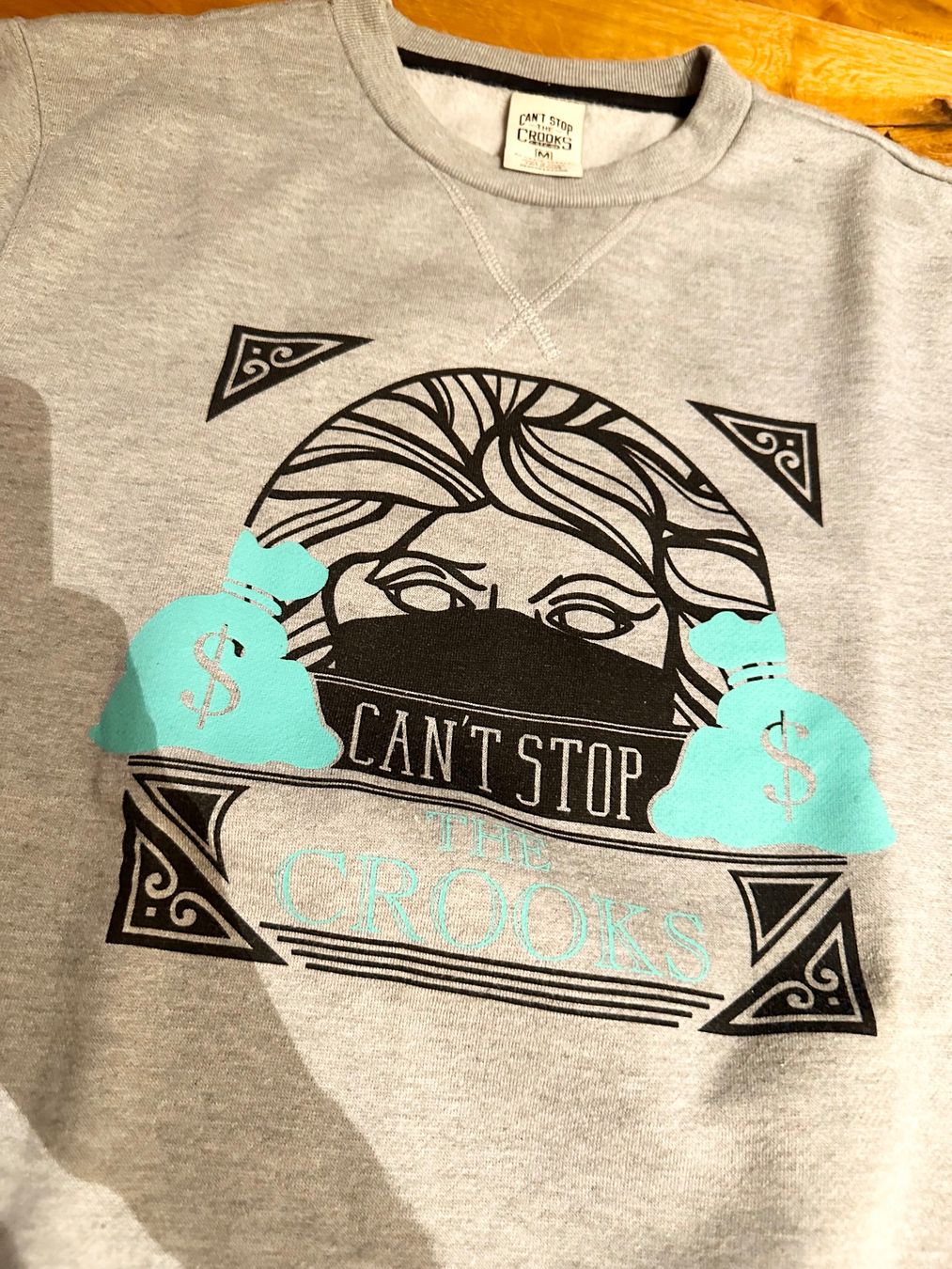 Pulls & Sweat-shirts: Vintage crooks n castles pulli pullover fast neu M – D'occasion à Baar par Mic_vL 1