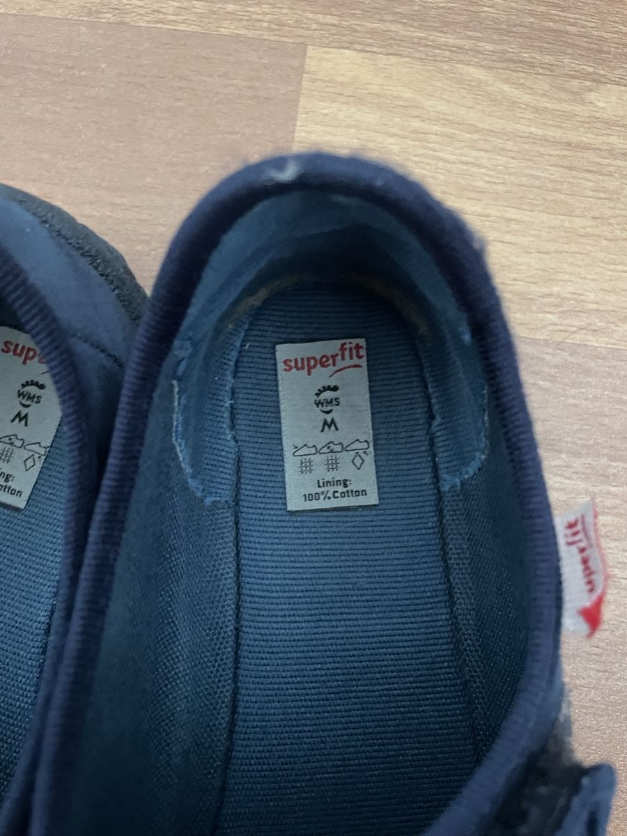 Superfit Scarpe per ragazzi: Superfit Kinder Hausschuhe Größe 33 – Usato da Mies venduto da jul_f7rh 1