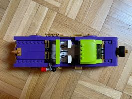 Voiture Lego The Joker violette et verte