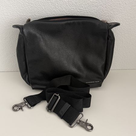 Mandarina Duck Umhängetasche Leder schwarz  