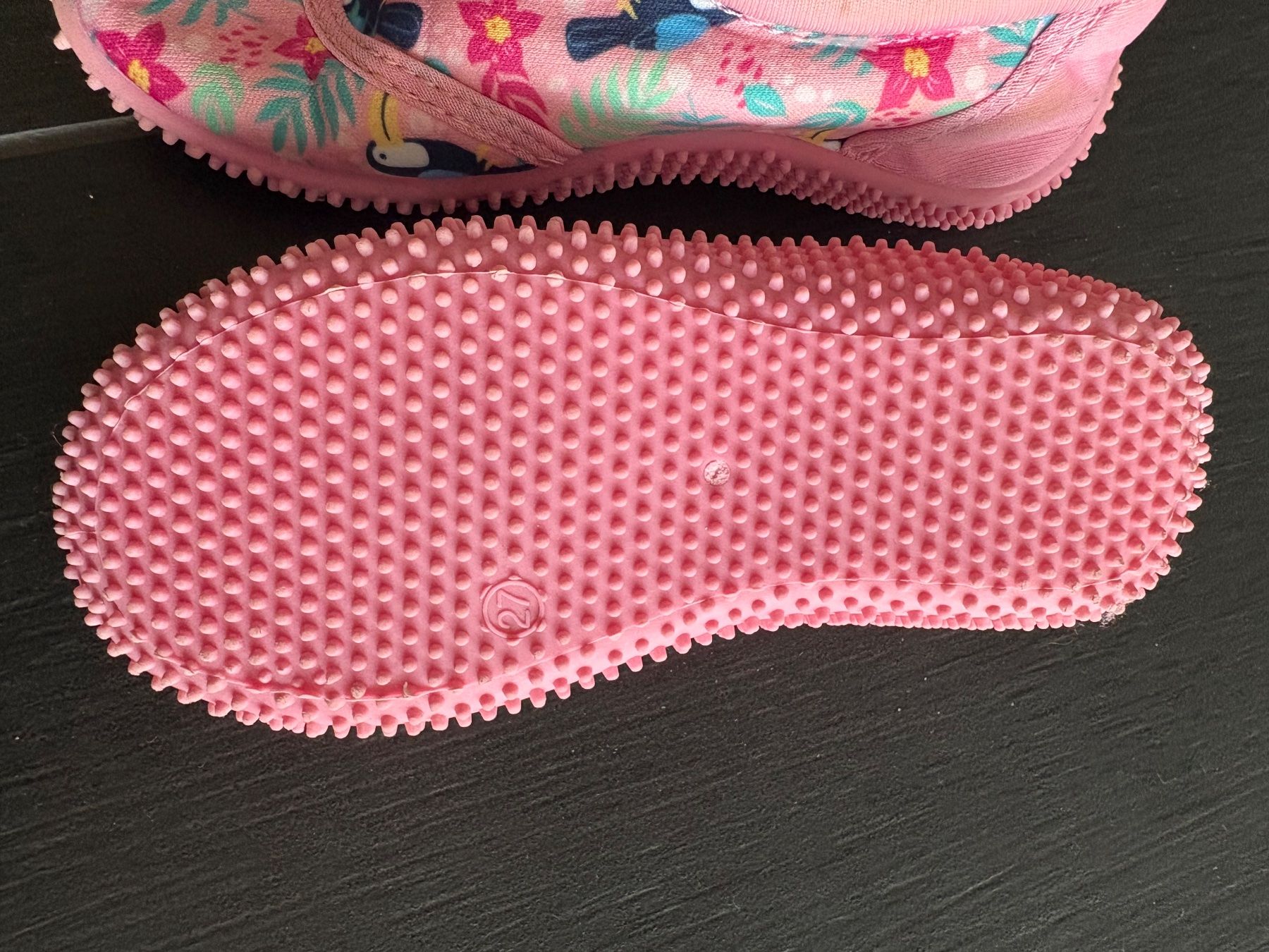 Scarpe per ragazze: Scarpe da mare bambina 27 – Usato da Lausanne venduto da 55Foxtrot 1