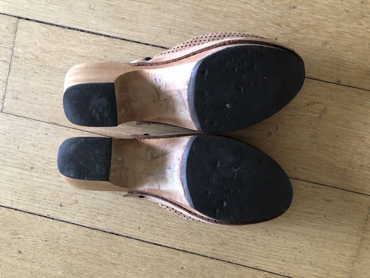 Scarpe da donna: Holzclogs Echtleder Cognacfarbene ca. Gr. 39.5 – Usato da Bern venduto da Etzy 6